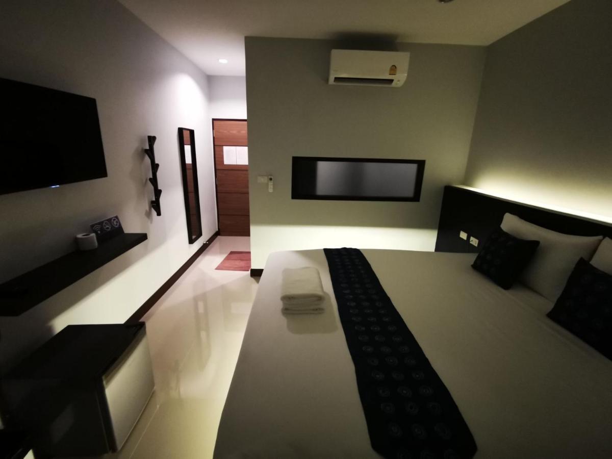 Skyline Resort Ban Khlong Lat Bua Khao Exteriér fotografie