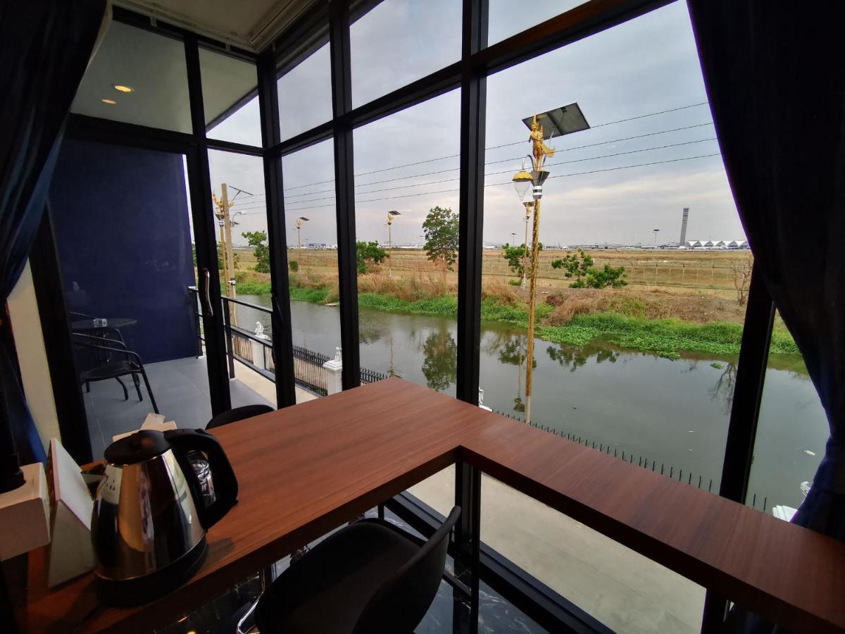 Skyline Resort Ban Khlong Lat Bua Khao Exteriér fotografie