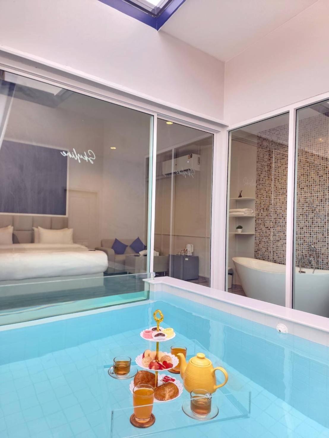 Skyline Resort Ban Khlong Lat Bua Khao Exteriér fotografie